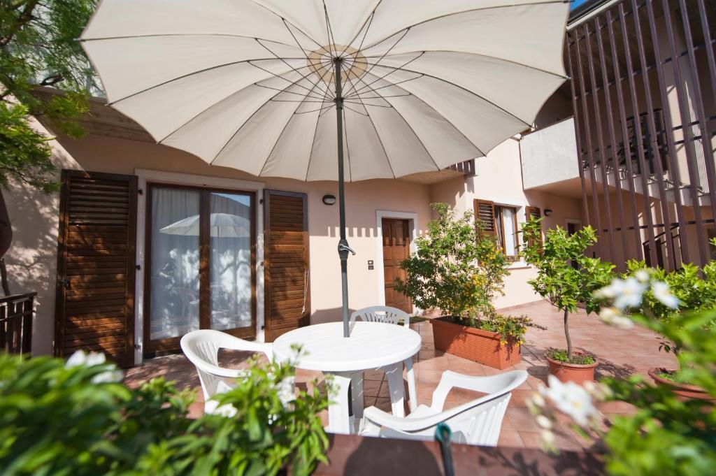 Casa Martinelli Torbole Sul Garda Exterior foto