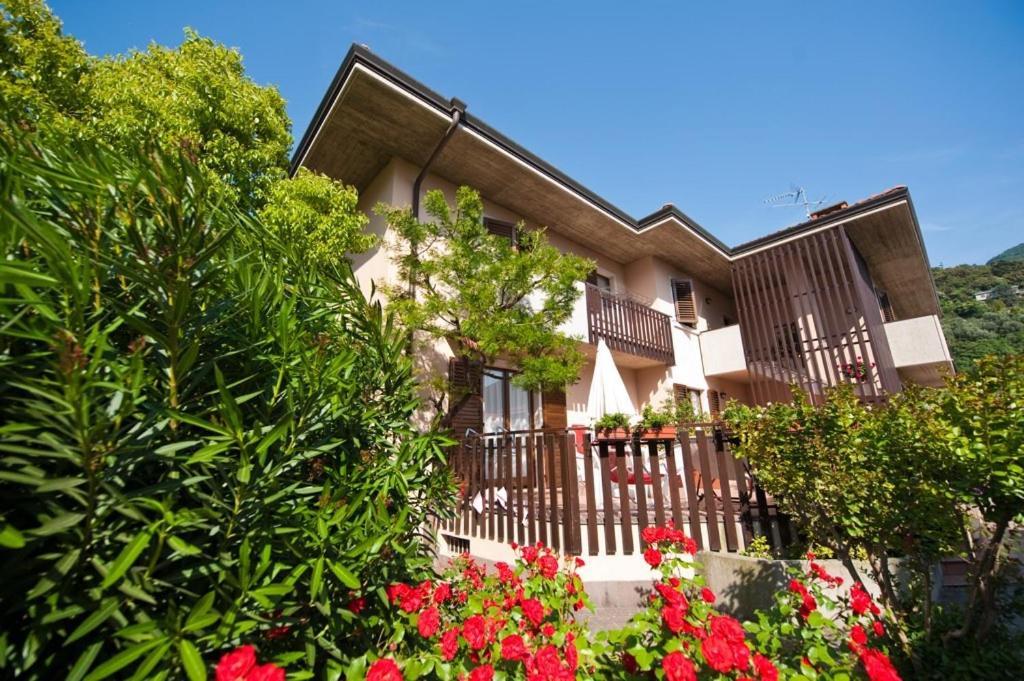 Casa Martinelli Torbole Sul Garda Exterior foto